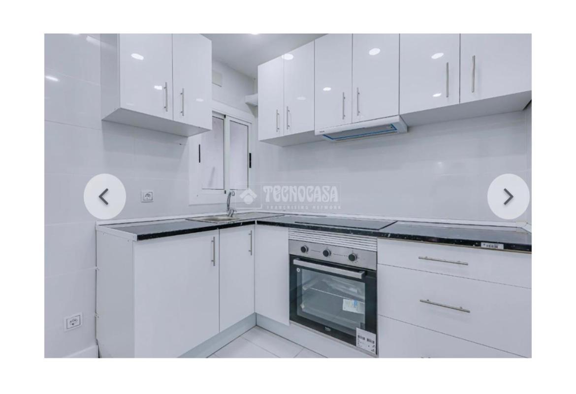 Queen Apartments Santa Coloma de Gramenet ภายนอก รูปภาพ