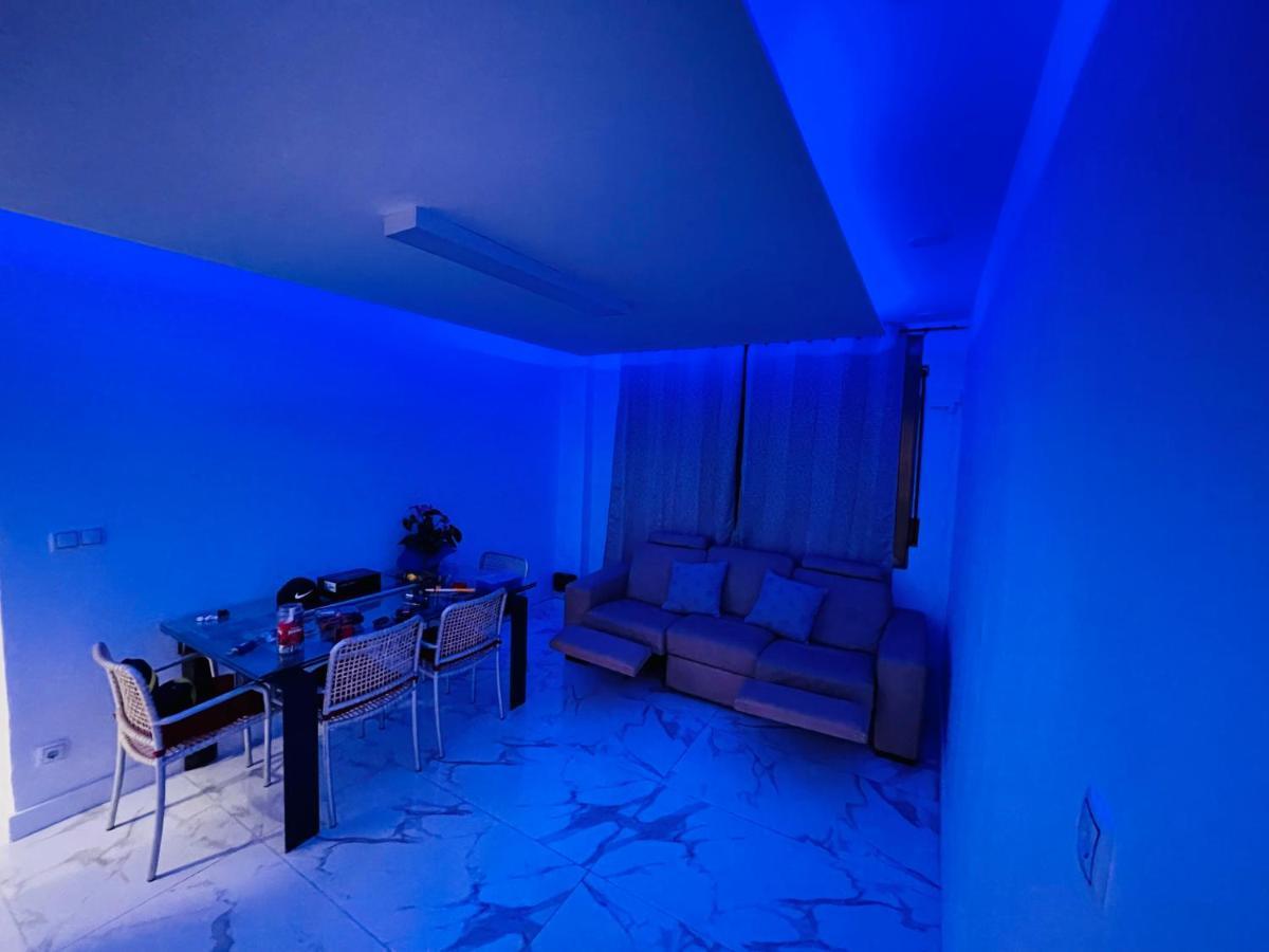 Queen Apartments Santa Coloma de Gramenet ภายนอก รูปภาพ